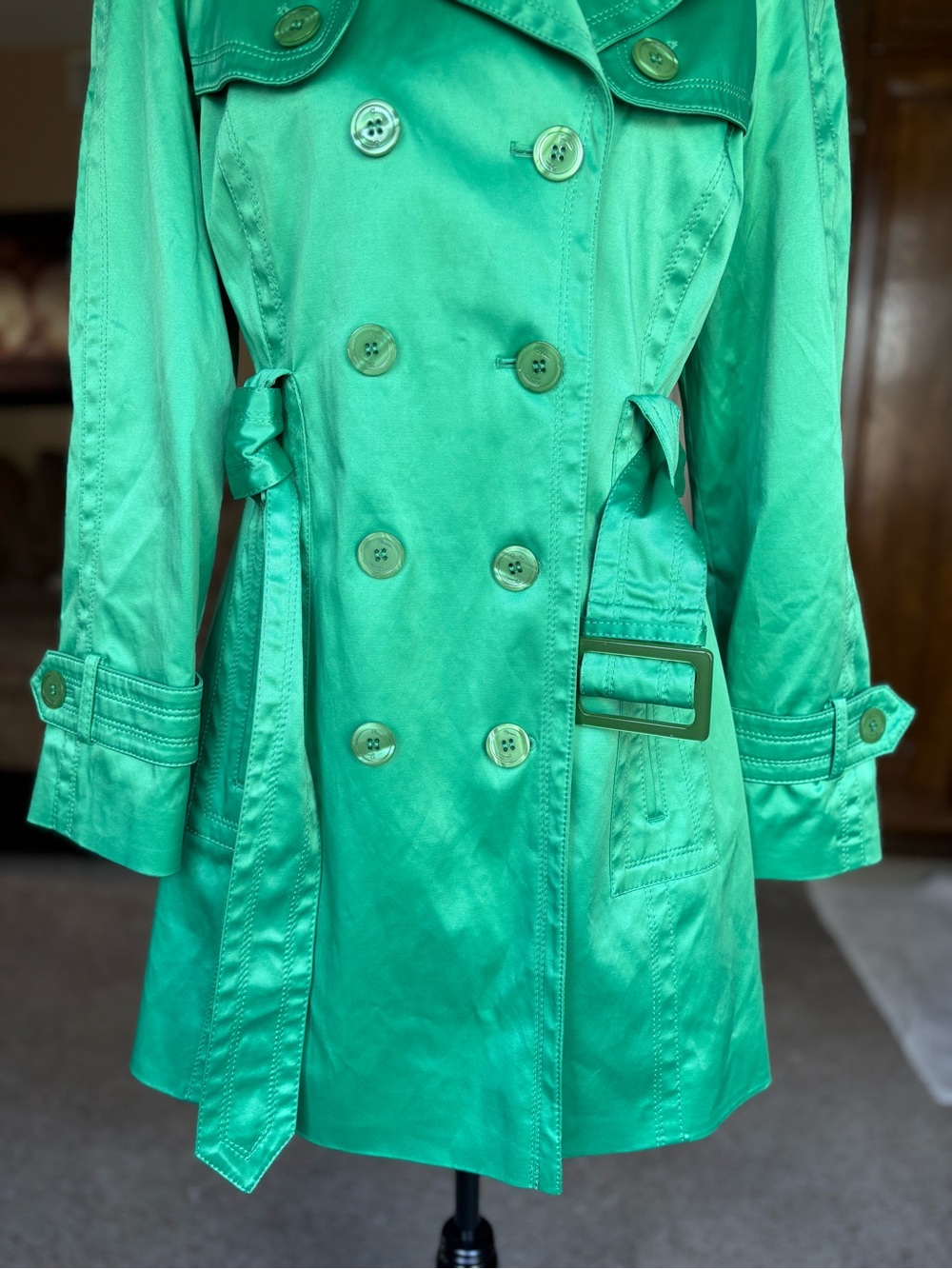 Jessica Simpson Green Satin Double-Breasted Trench Coat with Belt - Picture 3 of 15
